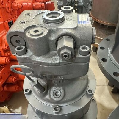 Silnik obrotu SK70SR SK80SR do koparki Kobelco części zamienne YT15V00015F1 Urządzenie silnika obrotowego