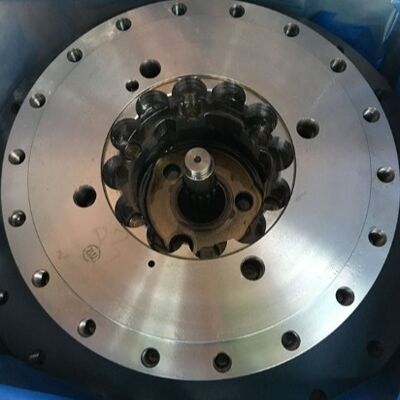 PC220-6 PC228 Redukcja jazdy dla koparki Komatsu Części zamienne 20Y-27-D2000 206-27-D1000 Zespół reduktora jazdy OEM