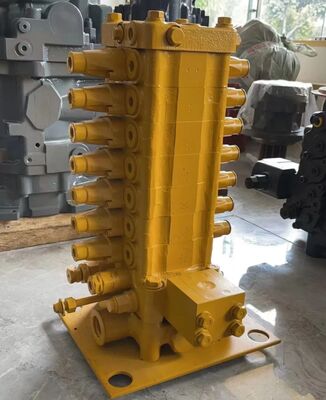 PC60-7 Hydrauliczny zespół zaworu sterującego do części zamiennych koparki Komatsu 723-26-11100 723-26-10104 723-26-10102 723-26-10101 Główny zawór sterujący OEMtrol Valve