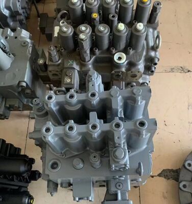 Zespół hydraulicznego zaworu sterującego EX330-6 do części zamiennych do koparek Hitachi 4363127 4433970 4433970 4625137 Główny zawór sterujący OEM