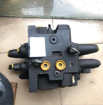 SK120 SK120-3 hydrauliczny zawór sterujący do części zamiennych do koparki Kobelco KMX13YBB33001-00 YY30V00001F1 dystrybutor OEM