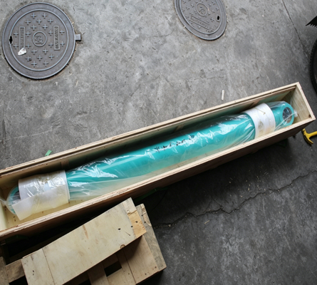 Deere 240D LC 240D Hydraulic Bucket Cylinder dla koparki Kobelco części zamiennych 9282252G Wysoka jakość